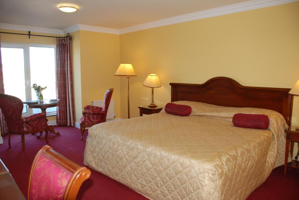 The 19Th Golf Lodge Ballybunion Room photo